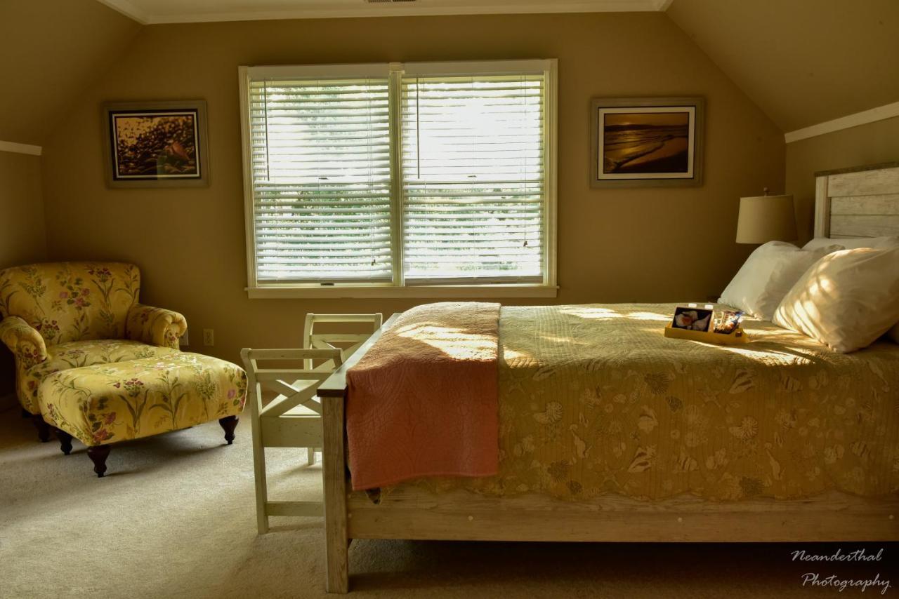 The Yellow Rose Of Talbot Bed And Breakfast Истон Экстерьер фото